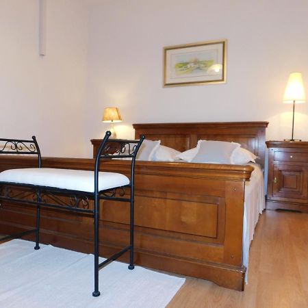 Apartment Dalmatia Ketty มาคาร์สกา ภายนอก รูปภาพ